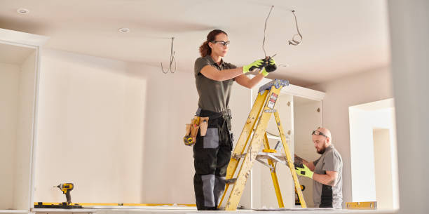 Best Affordable Emergency Electrician  in River Heights, UT