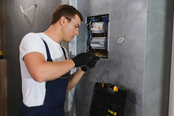 Best Circuit Breaker Repair  in River Heights, UT